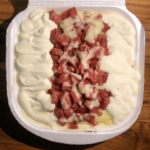 Batata Recheada De Calabresa E 2 Queijos